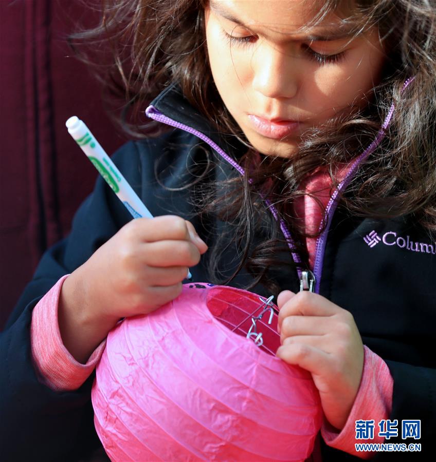 (國際·圖文互動)(2)到洛杉磯農夫市場紅紅火火過大年