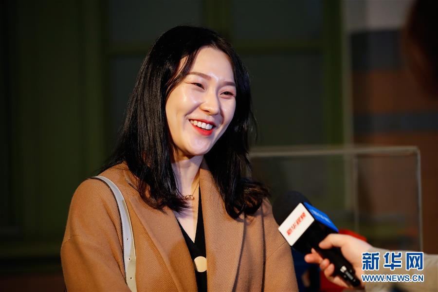 (國際·圖文互動)(3)通訊:敲響半島和平鐘聲——走訪韓朝非軍事區首爾藝術展