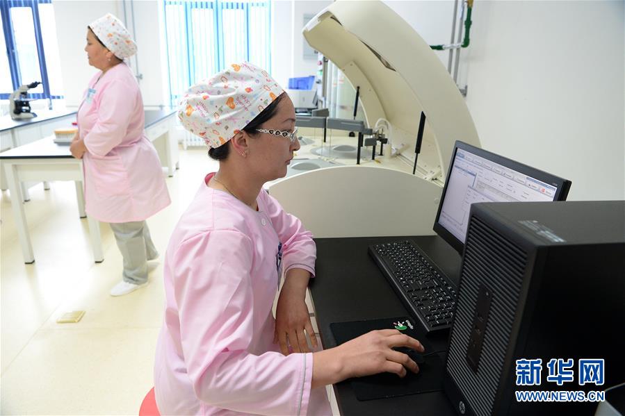 (國際)(3)中國援建吉爾吉斯斯坦奧什醫(yī)院舉行交接儀式