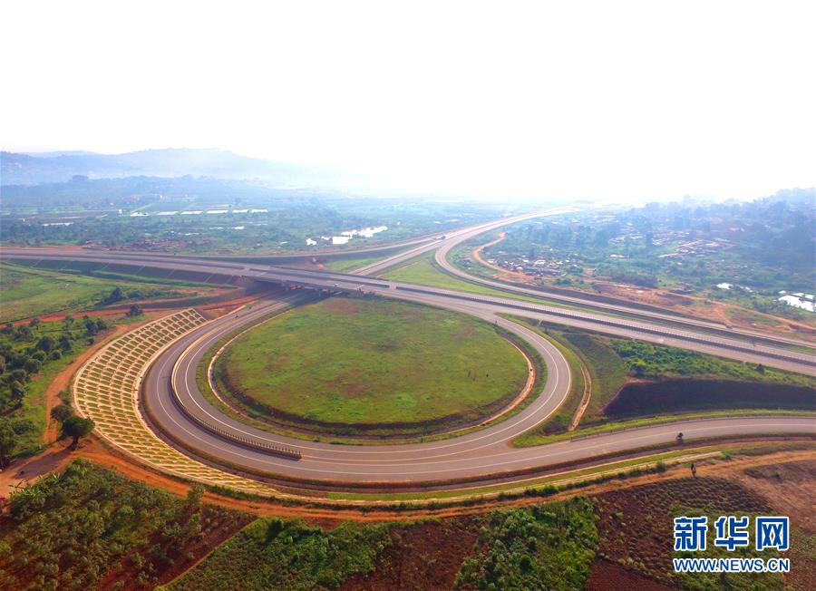 (新華全媒頭條·“一帶一路”高峰論壇·圖文互動(dòng))(5)“登高賦新詩”——寫在第二屆“一帶一路”國際合作高峰論壇閉幕之際