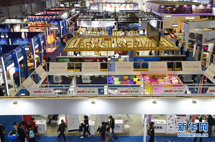 (新華全媒頭條·“一帶一路”高峰論壇·圖文互動(dòng))(11)“登高賦新詩”——寫在第二屆“一帶一路”國際合作高峰論壇閉幕之際