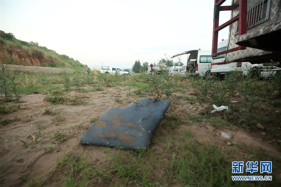 (國(guó)際)(6)一架小型軍用飛機(jī)在巴基斯坦墜毀