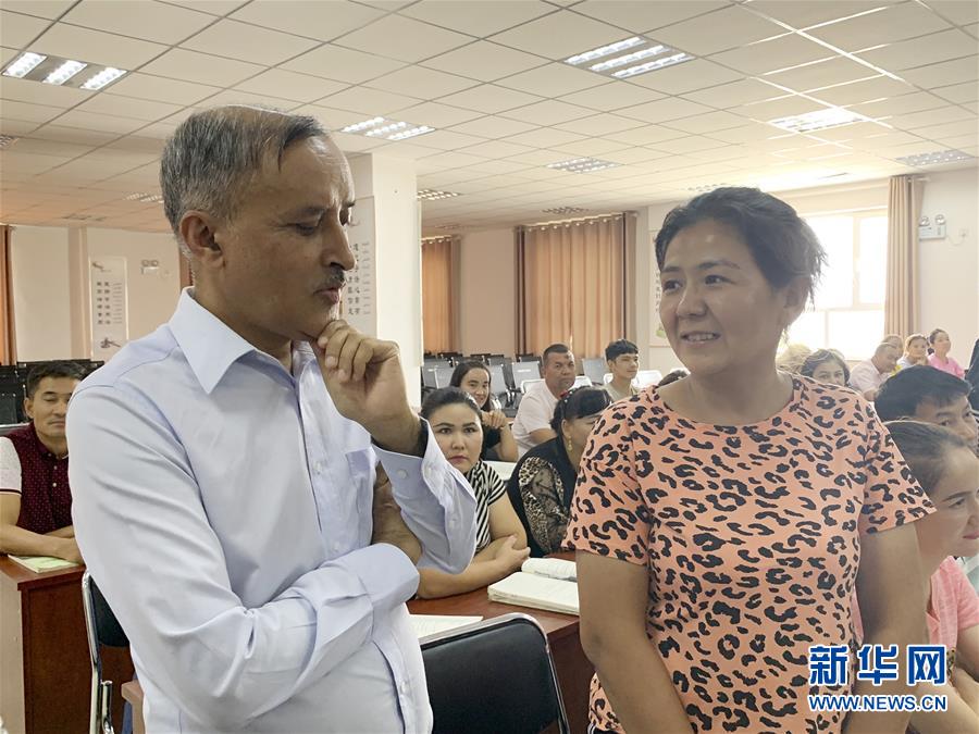 (圖文互動)(2)多國駐華使節參訪新疆:中國反恐、去極端化經驗值得學習借鑒