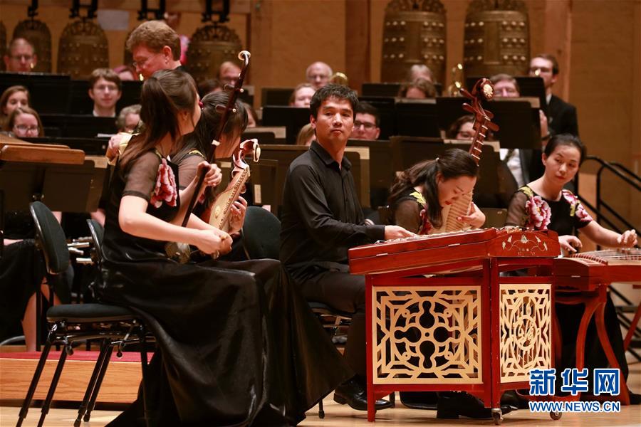 (國際)(1)第三屆“友誼地久天長”中美音樂會(huì)在美舉行