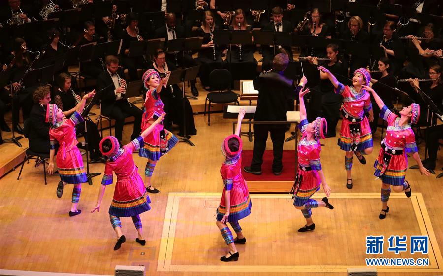 (國際)(4)第三屆“友誼地久天長”中美音樂會(huì)在美舉行