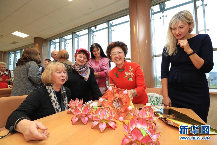(國際)(4)中白民間藝術(shù)精品展在白俄羅斯開幕