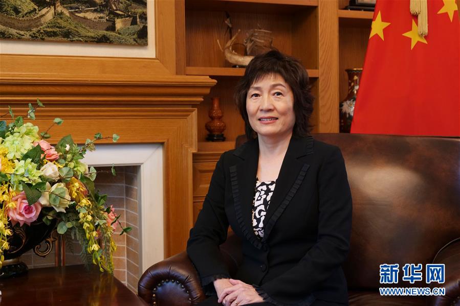 （習近平出訪配合稿&middot;圖文互動）專訪：中希關系已成為不同國家間和平相處、合作共贏的典范&mdash;&mdash;訪中國駐希臘大使章啟月