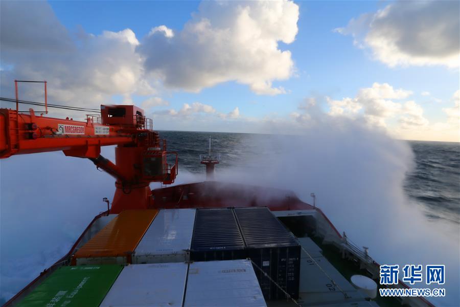 (“雪龍”探南極·圖文互動)(3)“雪龍兄弟”雙雙穿行西風帶