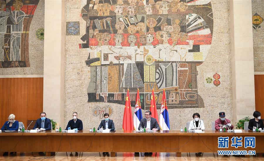 (國(guó)際疫情)(3)塞爾維亞采納中國(guó)專家組建議 將擴(kuò)大新冠病毒檢測(cè)范圍