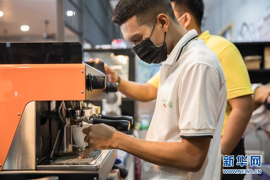 (國(guó)際·圖文互動(dòng))(5)走進(jìn)泰國(guó)社區(qū)的“監(jiān)獄咖啡館”