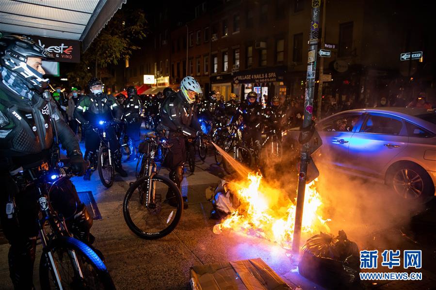 (國(guó)際)(2)美國(guó)總統(tǒng)選舉結(jié)果仍未揭曉 “搖擺州”計(jì)票引發(fā)訴訟