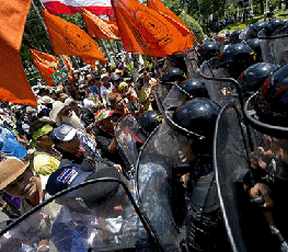 泰國“軍管”能否止亂？