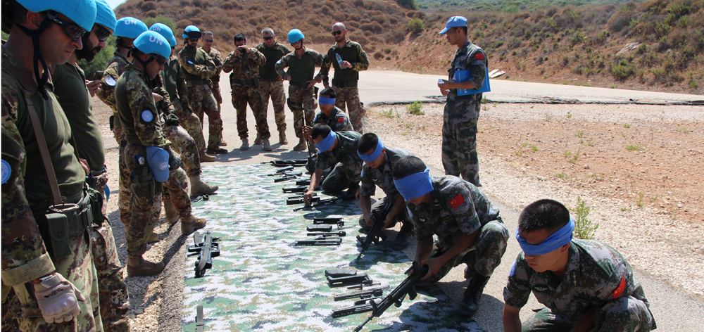 中意赴黎維和官兵聯合開展應急防衛和醫療救援訓練